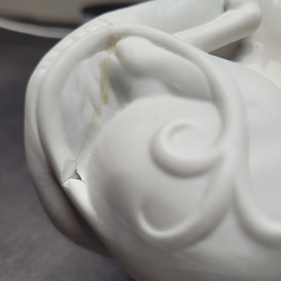 BUY NOW PRICE Vintage UCGC Bisque Matte Porcelain Resting Unicorn *REPAIRED* - Picture 9 of 14